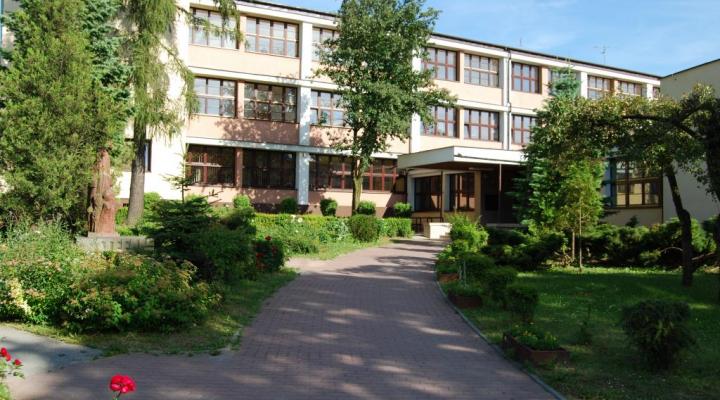Liceum Im Słowackiego W Kielcach Historia szkoły - Liceum Ogólnokształcącego im. Stefana Żeromskiego w